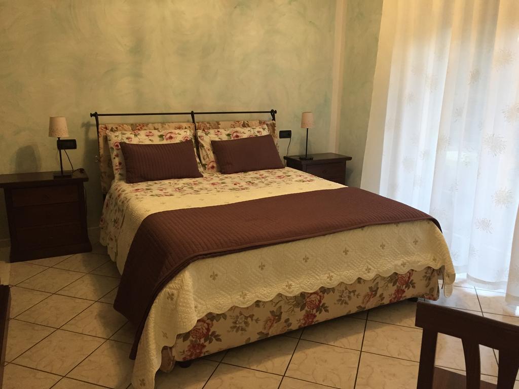 B&B Villa Lina Desenzano del Garda Exterior foto